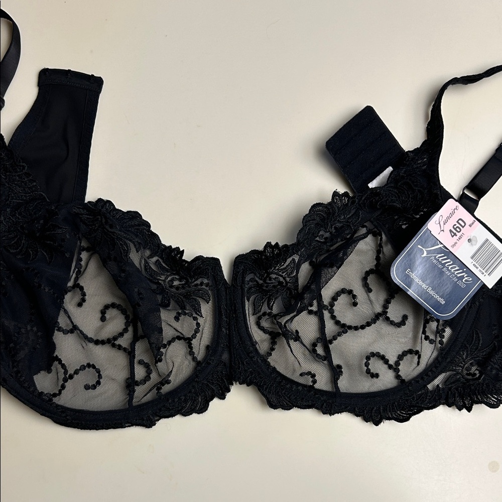 Lunaire Elegant Black Embroidered Bra 46D